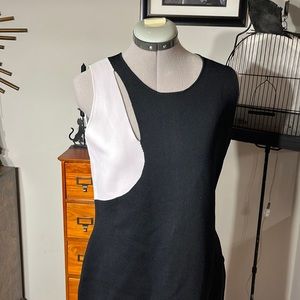 IBBI Monochromatic Keyhole Shoulder Dress